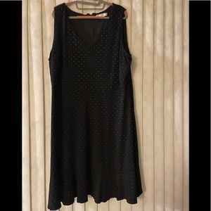 Ann Taylor LOFT Black and white Polka Dot Dress Size 24